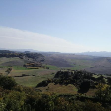 L'Angolo Della Cei Terricciola Buitenkant foto